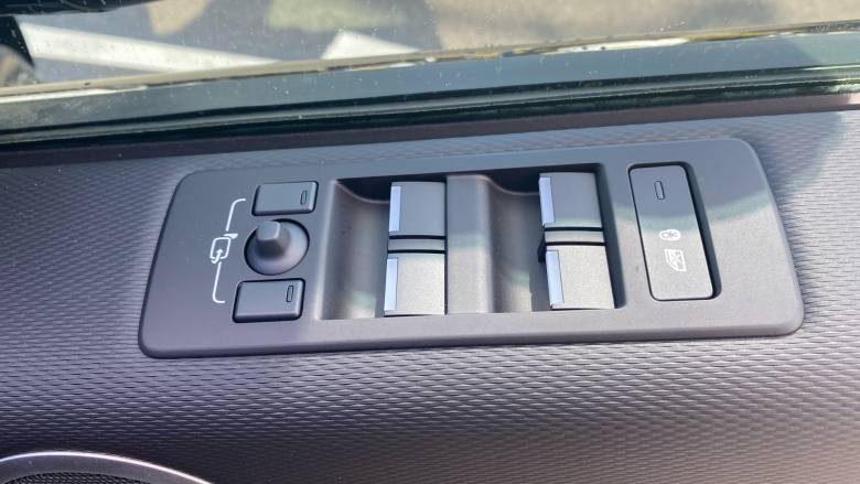 Land Rover Discovery 3.0 D350 Dynamic SE 5dr Auto Diesel Station Wagon